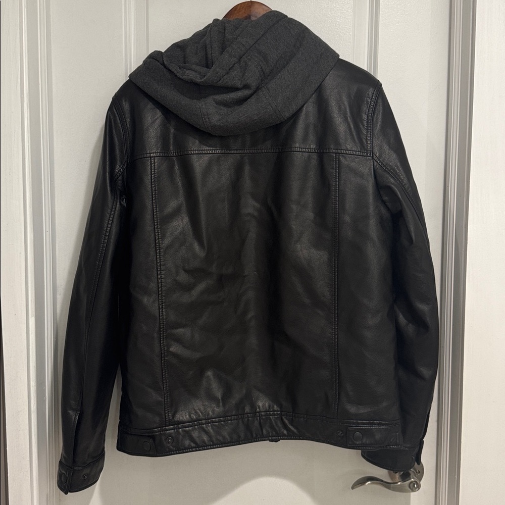 Levi's Black Leather Jacket - Picture 7 of 7